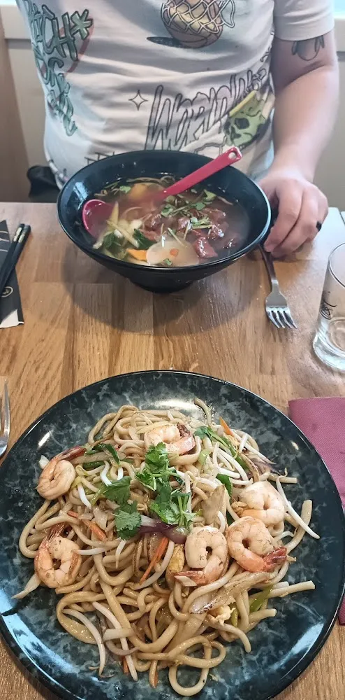 Nouilles Sautées Aux Crevettes