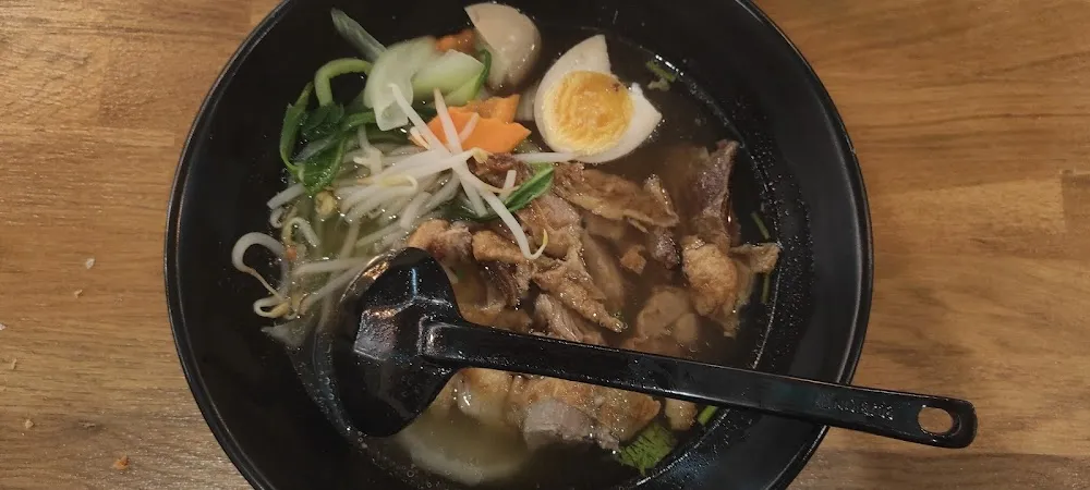 Soupe de Nouilles Au Canard Laqué